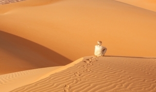 La magia del Wahiba Sands Una tappa imperdibile dei viaggi in Oman: il deserto Wahiba Sands