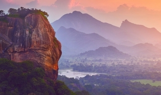 <h2>Sri Lanka</h2>Tra cultura e natura incontaminata<a href='https://www.originaltour.it/sri-lanka.html' class='btn'>Scopri tutti i dettagli di questa meta</a>