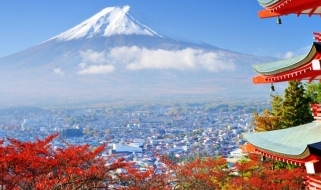 Cartolina giapponese - Vista del Monte Fuji da un tempio