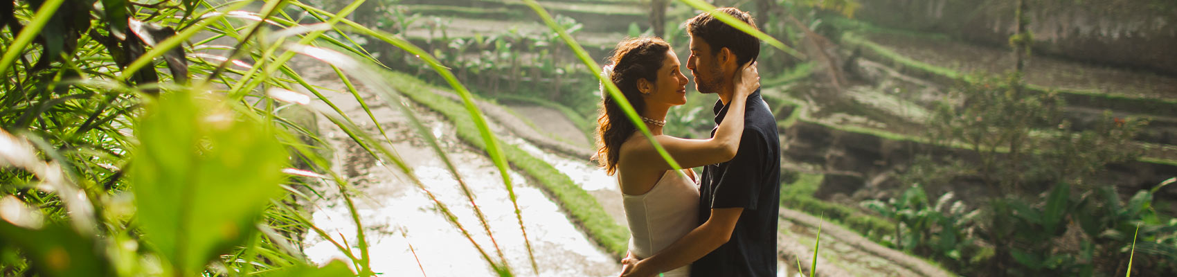 <span>Viaggi di nozze con Originaltour</span><h2>Benvenuti nel vostro sogno!</h2><div>I migliori viaggi di nozze per la tua luna di miele </div>