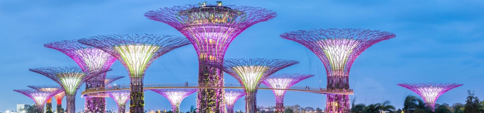 Strutture moderne immortalate durante il viaggio tra Bali, Gili e Singapore ad agosto 2025
