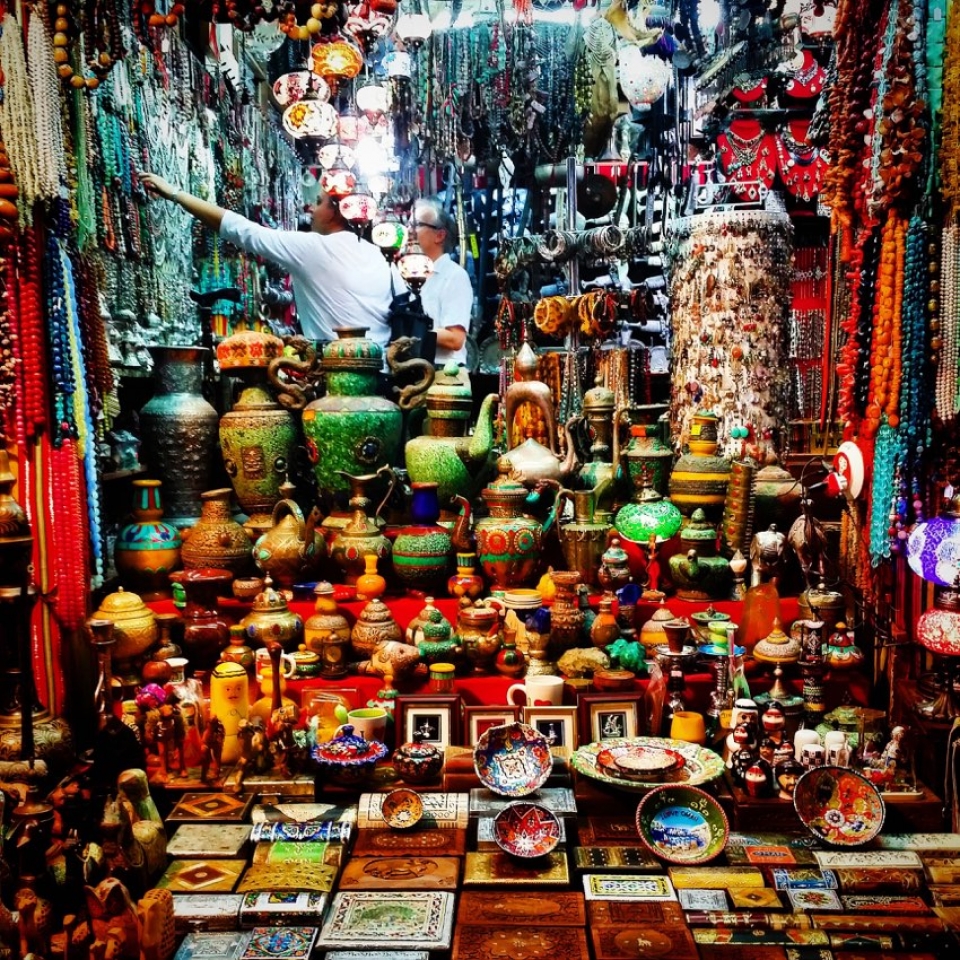 Alcuni degli articoli tipici da comprare in Oman