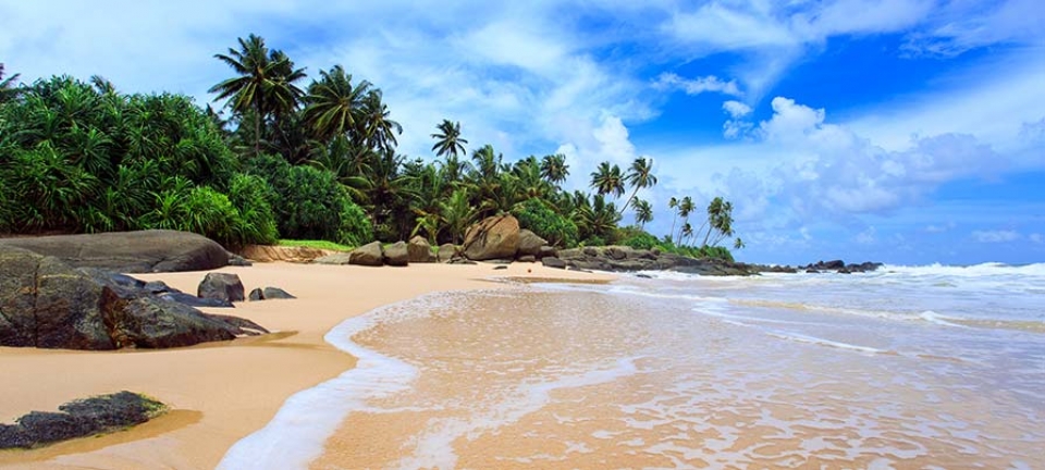 Spiagga dello Sri Lanka durante il tour di 10 giorni