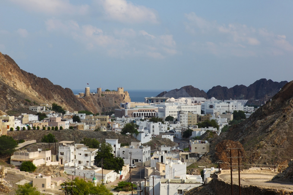 Muscat la città vecchia con Alam Palace Jalali e Mirani 