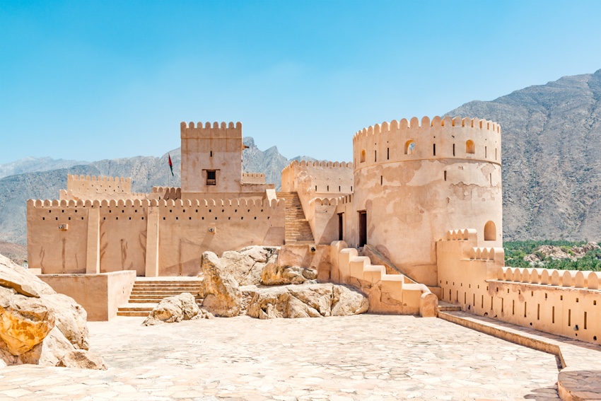 Forte di Nizwa fotografato in Oman durante il tour